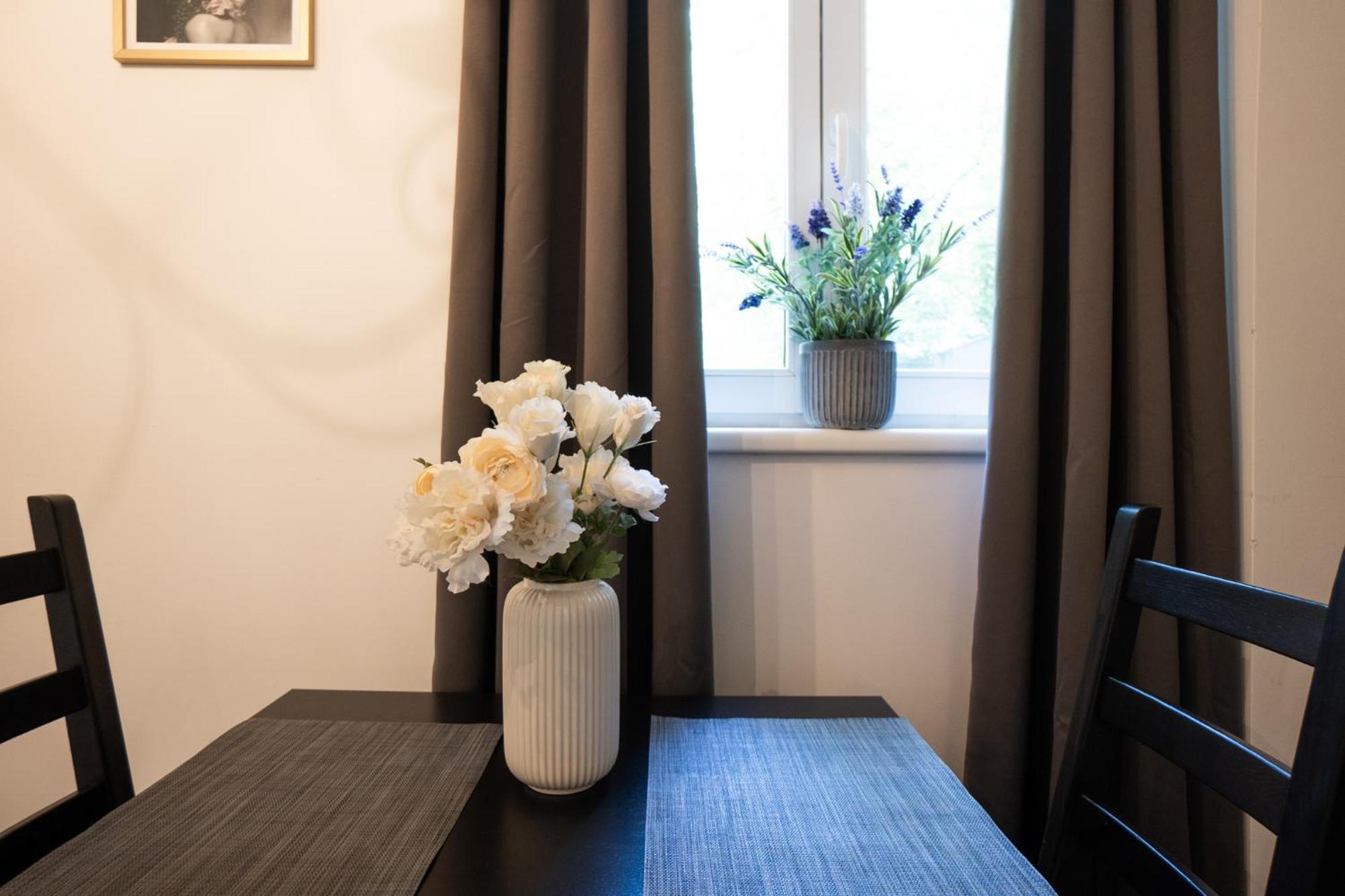 Dainn Apartments Schoenbrunn เวียนนา ภายนอก รูปภาพ